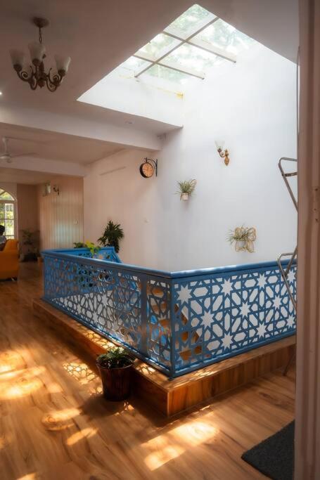 Blue Door Villa By Homeyhuts Rājpur Kültér fotó